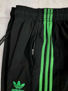 ADIDAS ORIGINALS 3 STRIPES STRAIGHT FIT TRACKPANTS