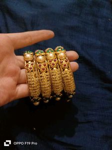 Combo Of Polki 4 Bangles