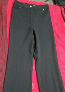 Woman Black Jeans/Trousers