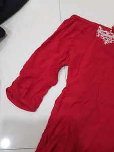 (MAX)BRANDED Cape Top