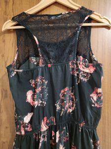 Women&#39;s Floral Dress