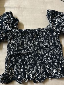 Black Floral Crop Top