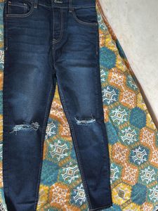 women jeans new with tag