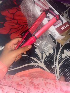 Pink straightener