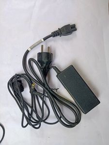 Hipro Yellow Pin Laptop Charger
