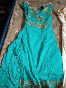 Elegant Blue Embroidered Kurta