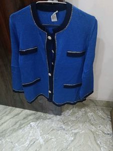 Elegant Blue Knit Cardigan