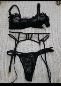 Black Lace Lingerie Set