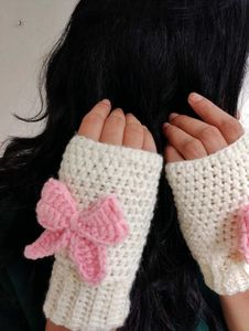 Crochet Bow Gloves