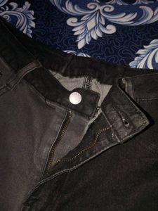 Two-Tone Patchwork Jeans