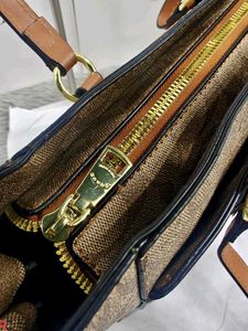 COACH*  *SIGNATURE TOTE BAG* *10A QUALITY*