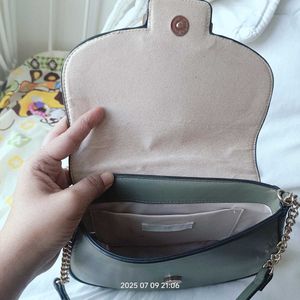 H&amp;M Stylish Crossbody Bag