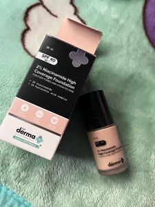 Derma Co Foundation SPF 40