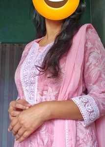 Elegant Pink Embroidered Kurta Set