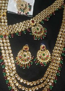 Gorgeous Kundan Jewelry Set