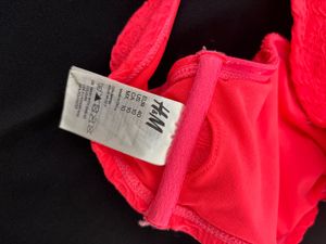 H&amp;M BANDEAU BIKINI TOP