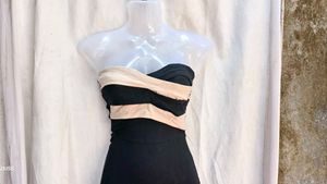 1681. Chic Black Bodycon Mini Dress