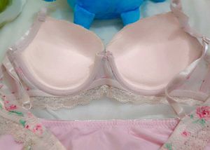 Floral Padded Bra With Beautiful Penty