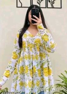 women fashionable short kurti suitable item