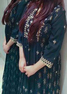 Avaasa Mirror And Zari Work Black Gown