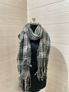 Pintresty 🌸Cozy Plaid Scarf