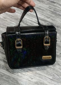 Chic Black Handbag