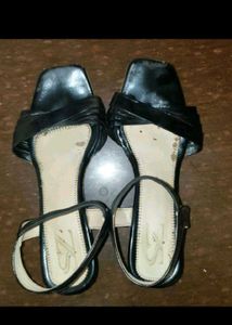 Prize Dropped Black Heels