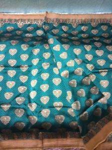 Used Embellished BanarasiSaree WithBlouse-DarkGree
