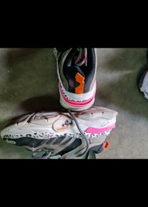 high sole magnett shoes