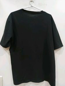 Black Invincible Tshirt