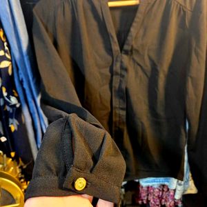 Black V-Neck Long Sleeve Blouse