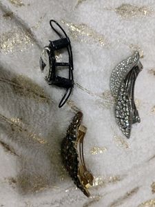 Three Hair Clutcher In Just 300/-