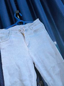Women Straight Fit Jeans