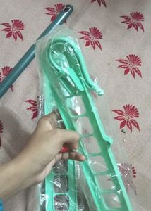 Rendom Color Multisapce Hanger Set Of2