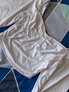 White Long Sleeve Street Style Store Crop Top