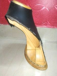 Display Stand-1