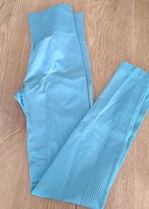 savana tights and upper
