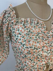 Pretty Floral Crop Top