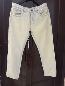 Light Wash Denim Jeans