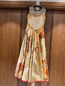 Beautiful Anarkali Suit With Duppta And Legging