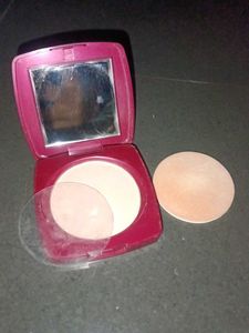 lipstick, lakme powder