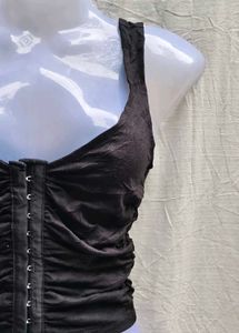 FOREVER 21 GORGEOUS TOP