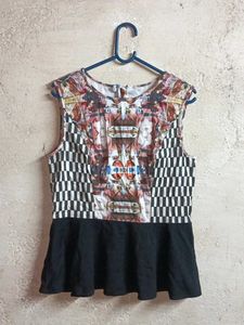 Trendy Ladies Fashion Top Sleeveless Multicolour