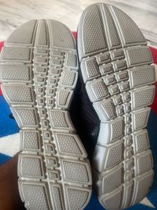 Skechers shoes With memory foam
