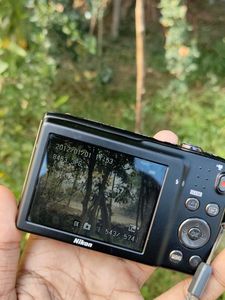 Nikon Coolpix S3200 Camera