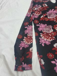 Very Smart Ladies Top