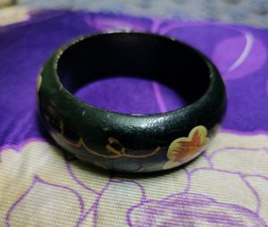 Women Wood Bangle