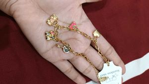 Lv High Quality Bracelet
