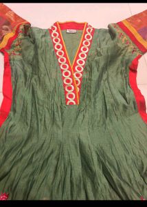 Women Ethnic Kurta
