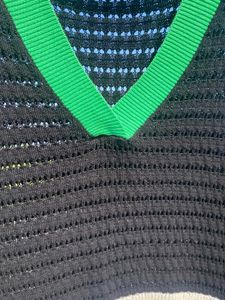 Black mesh half sweater